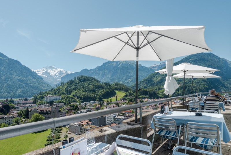 Hotel Metropole Interlaken - Aussicht vom Panorama Restaurant - MICE Service Group