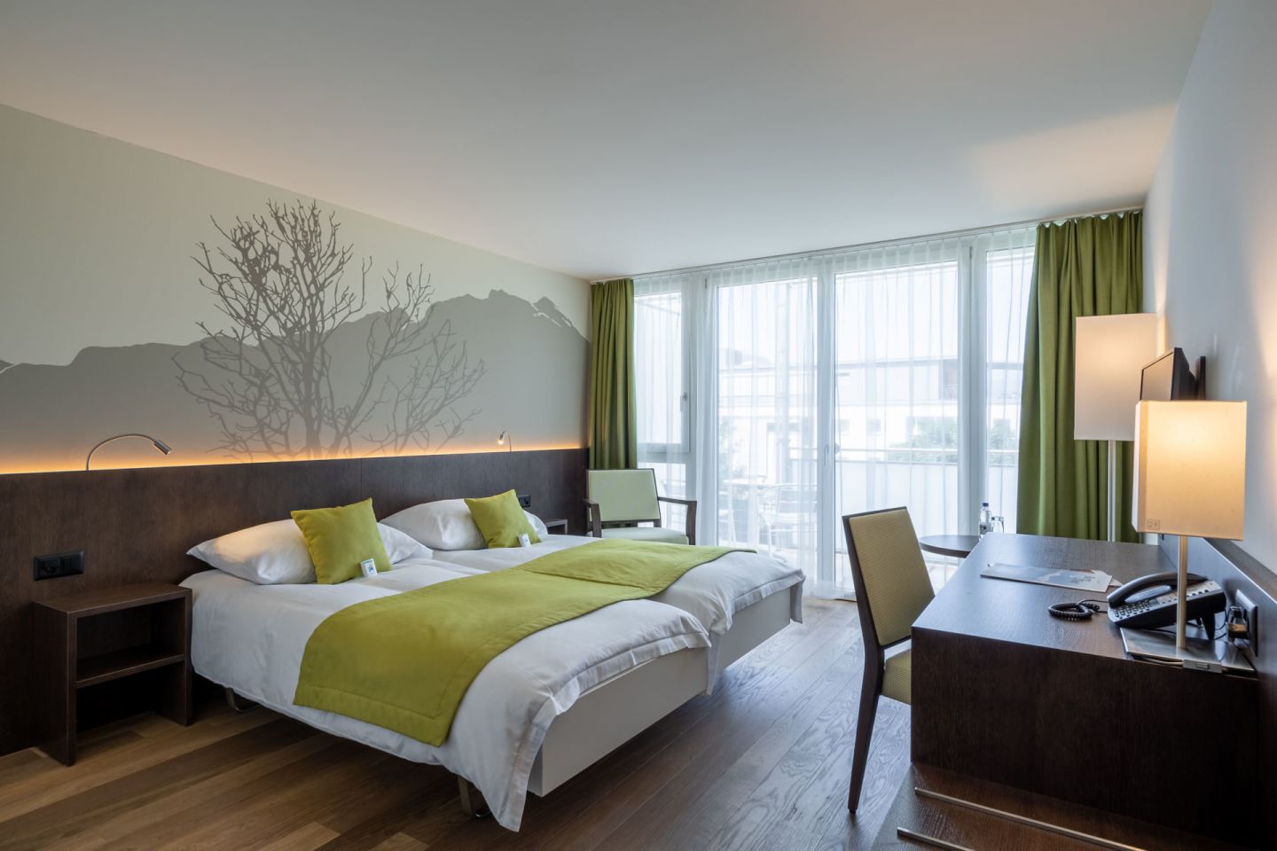 <p>Hotel Artos Interlaken - Hotelzimmer</p>