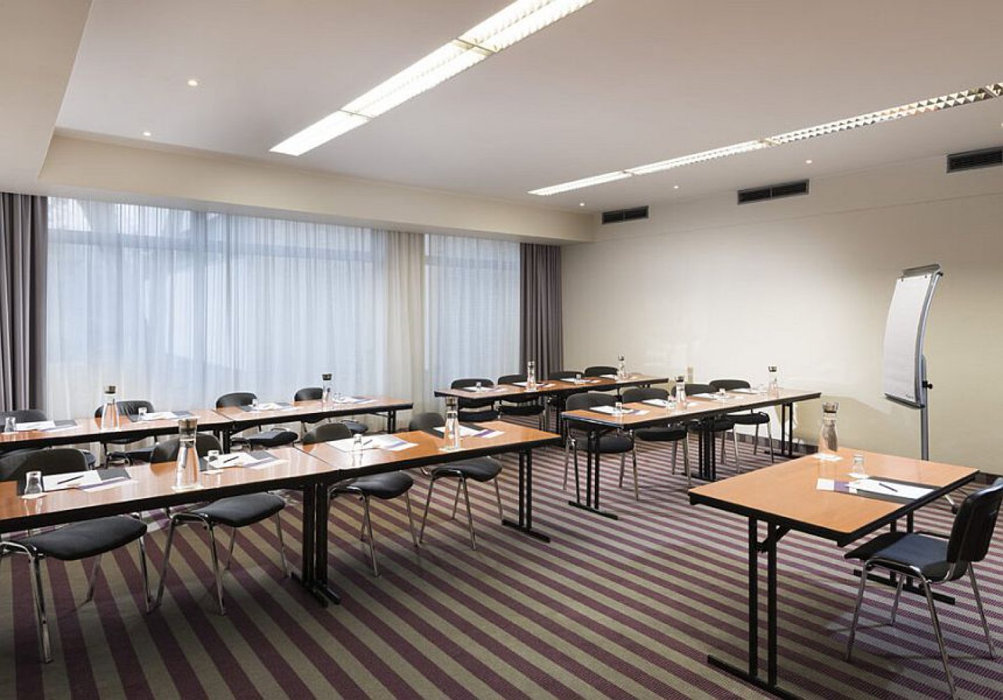 Mercure Hotel Düsseldorf Neuss - Tagungsraum - MICE Service Group