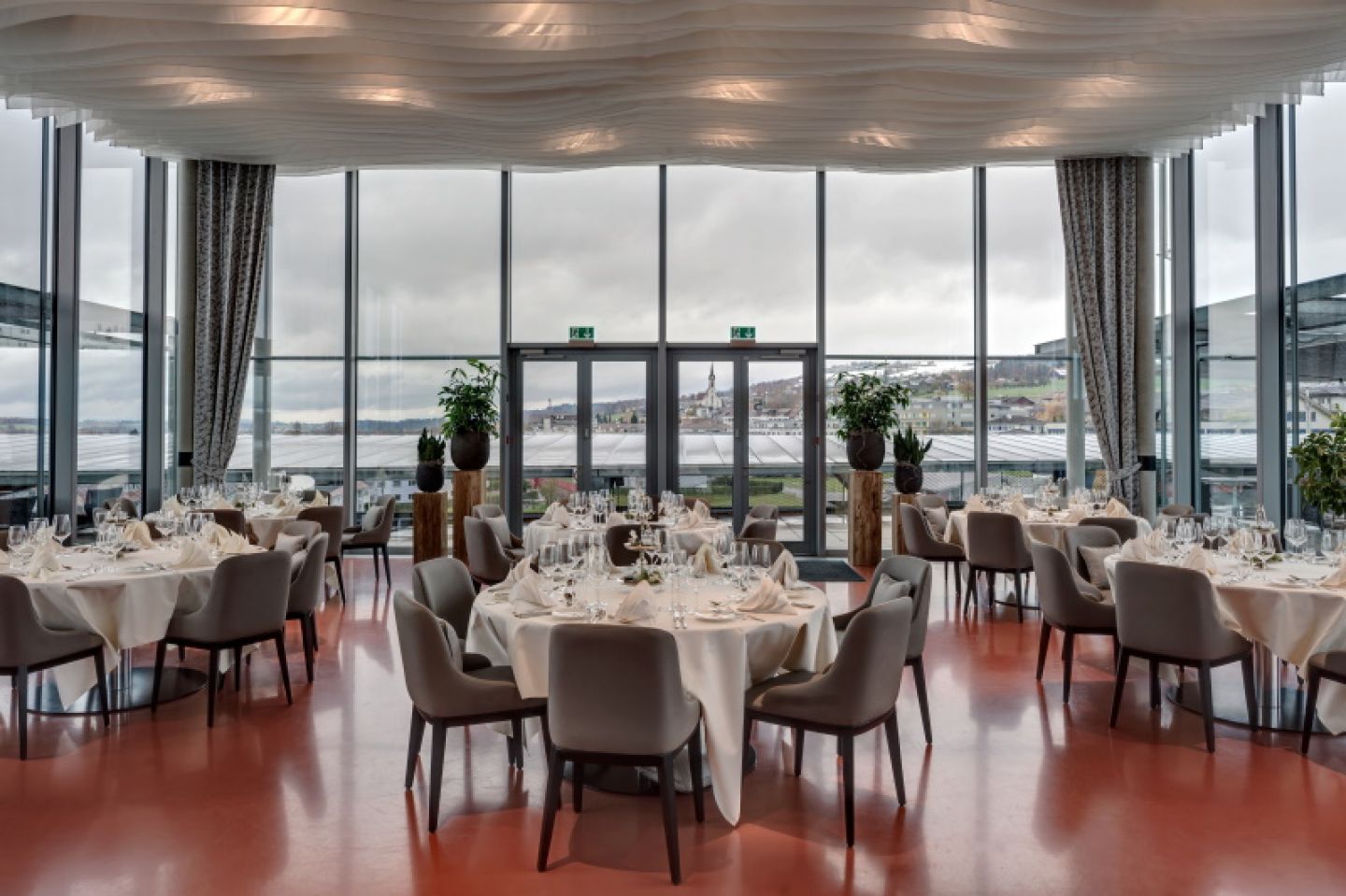 <p>Hotel & Conference Center Sempachersee - Aurora Bankett - MICE Service Group</p>